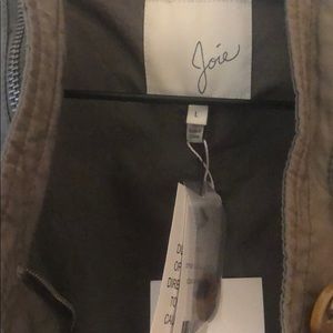 Khaki mid-weight jacket